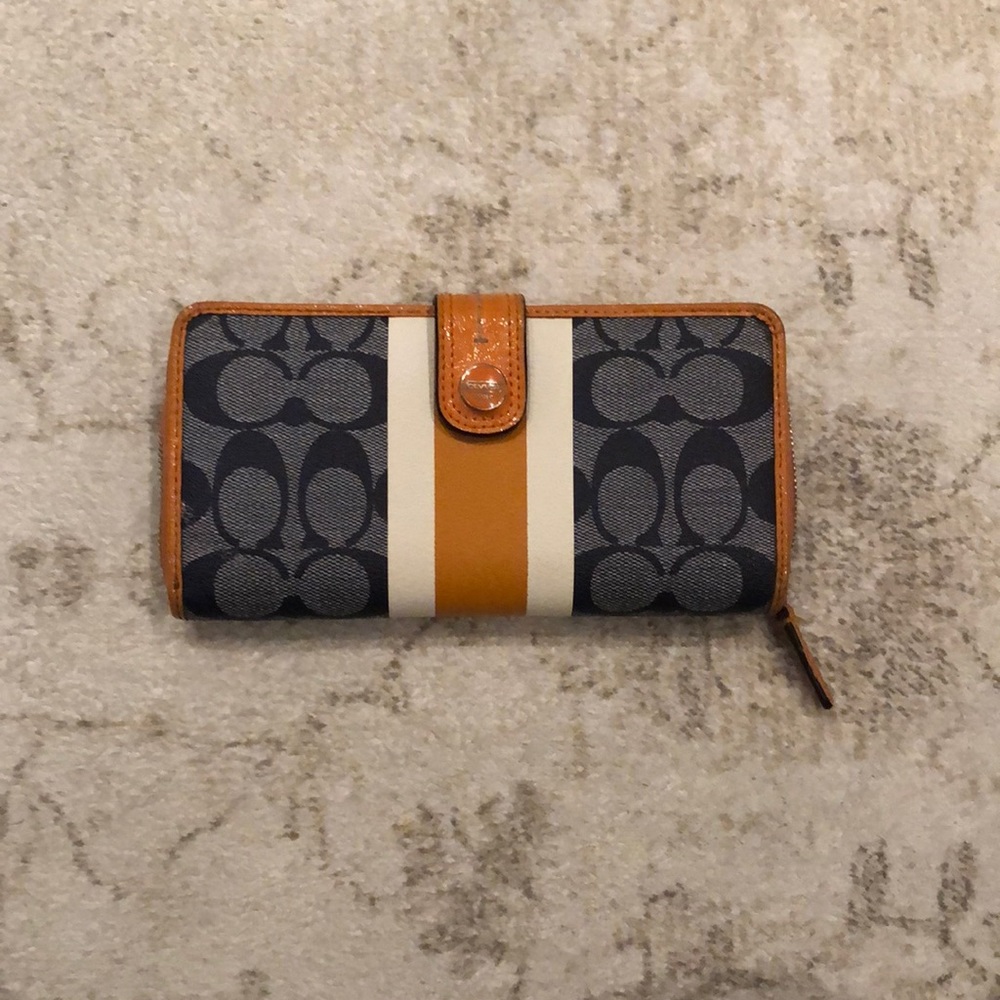 Signature Print Coach Wallet With Stripe